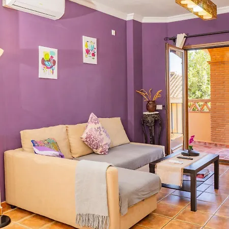 Вилла Cubo's La Era House Pueblo Бенальмадена